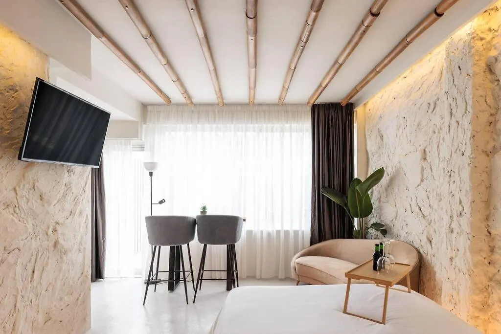 Stunning Room-Citycenter-Getaway Selanik 0*,  Yunanistan